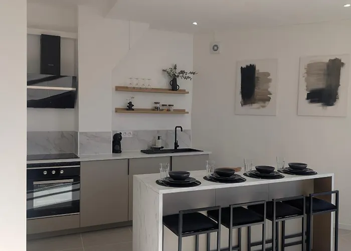 Apartamento L'alcôve - Moderne Et Spacieux - Proche Gare - Centre Historique - Wifi - Clim Béziers